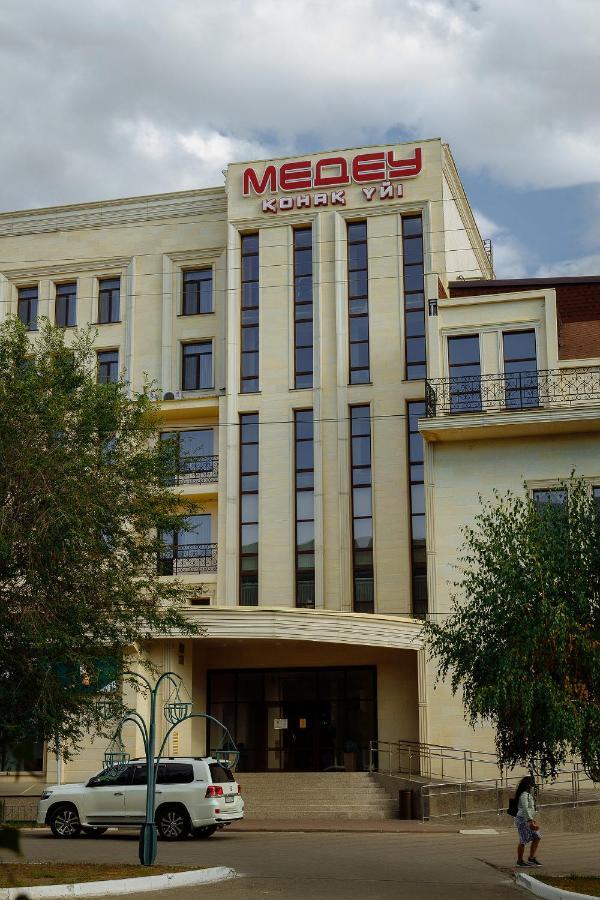 Medeu Hotel Kostanay Exterior photo